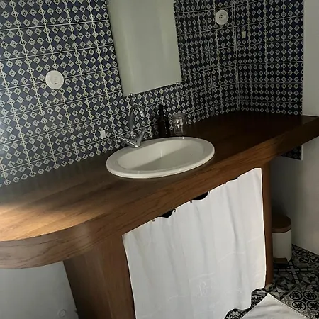 La Parenthese Perchee - Chambre D'Hotes アパート